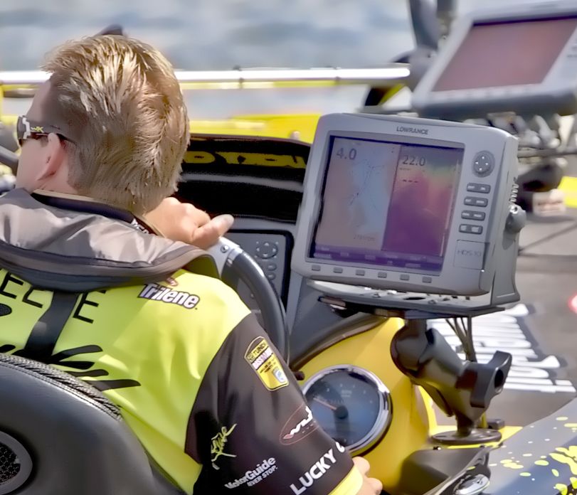 Ram Marine Electronics Mounting Bracket - Heavy Duty Long Arm (220mm) Suits 9 - 12 Inch For Chart or Depth Sounder Display Units RAM D-111U (109020) - Image 3