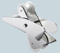 Maxwell Hinged Bow Roller Hinged No 2 - 430mm Long  Suits Anchor Line With up to 13mm Chain (P104331)